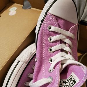 Women's converse shoes